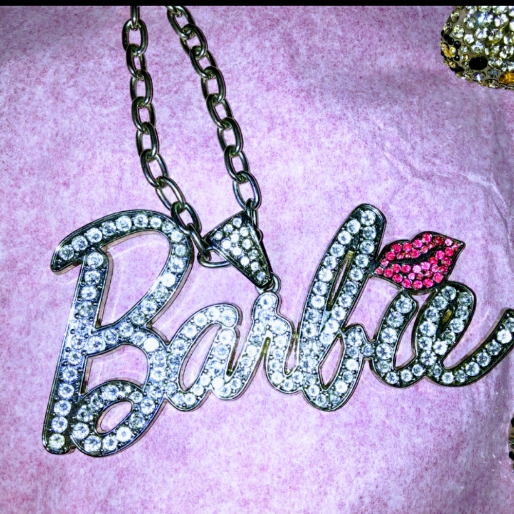 Barbie bling necklace